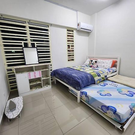 Cozy Familee Homestay Simpang Ampat  Екстериор снимка