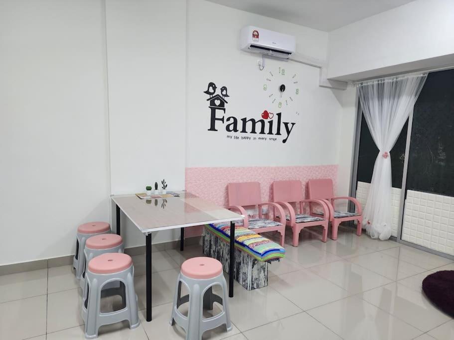 Cozy Familee Homestay Simpang Ampat  Екстериор снимка