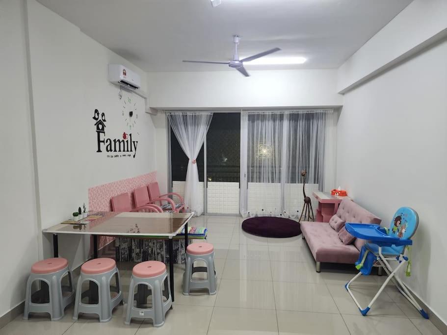 Cozy Familee Homestay Simpang Ampat  Екстериор снимка